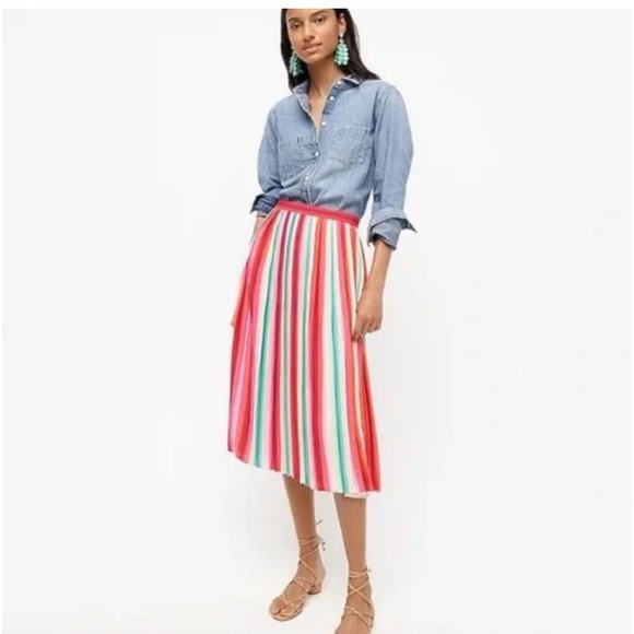 J. Crew Sunburst Skirt pleated midi in watermelon - Picture 3 of 11